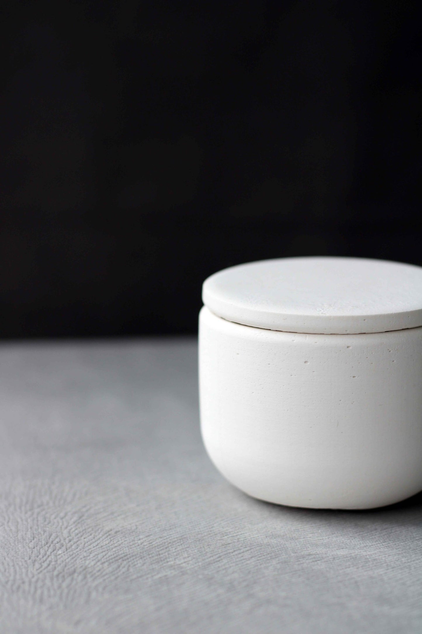 WHITE CONCRETE BIG JEWELLERY HOLDER, WHITE CONCRETE TEALIGHT HOLDER