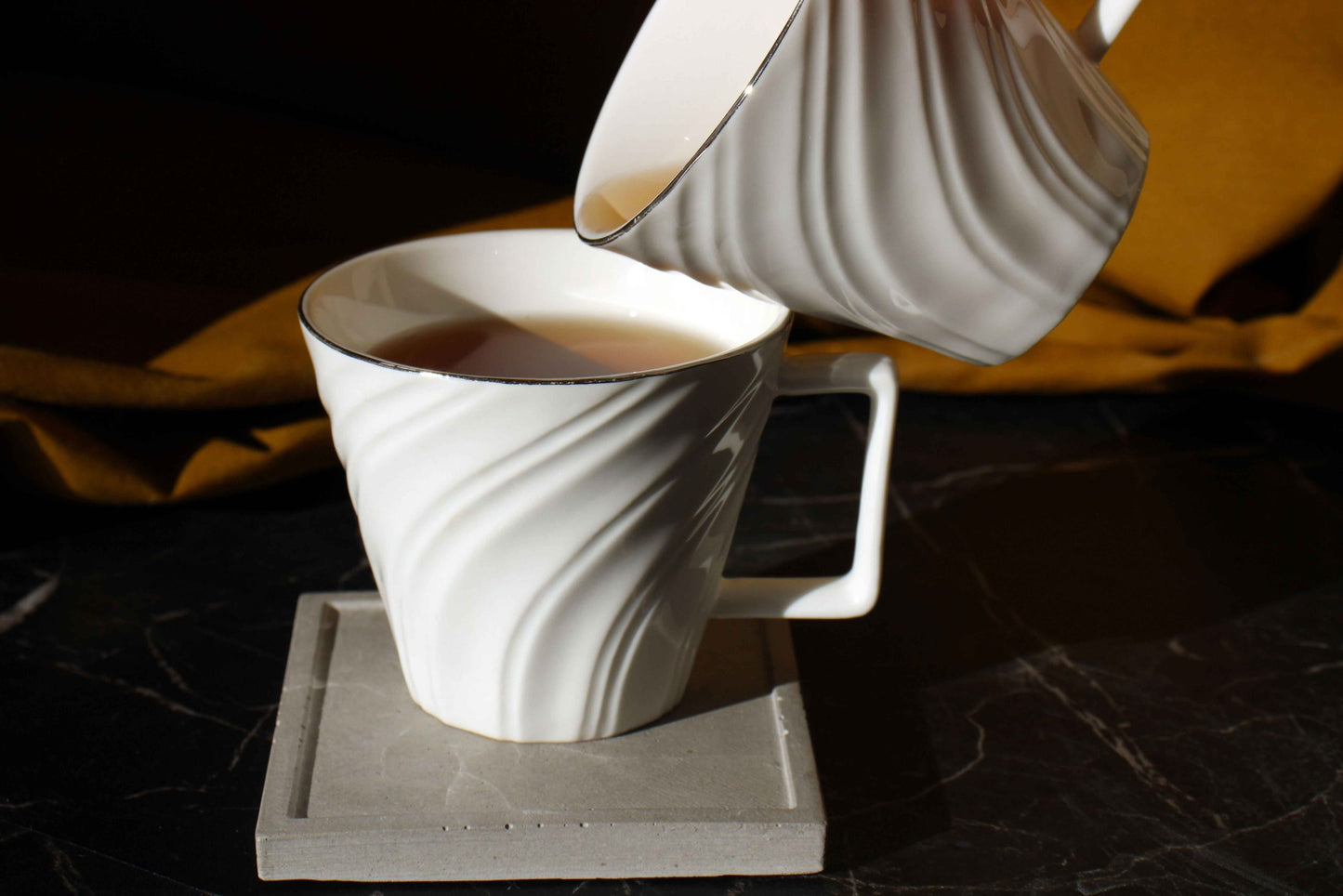 CONCRETE SQUARE JEWELRY HOLDER